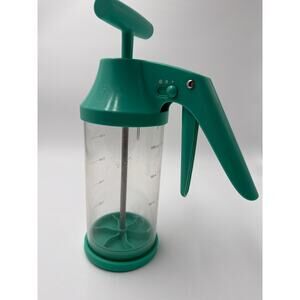 Pampered Chef Pancake Batter Dispenser Teal Trigger Handle Kitchen Tool